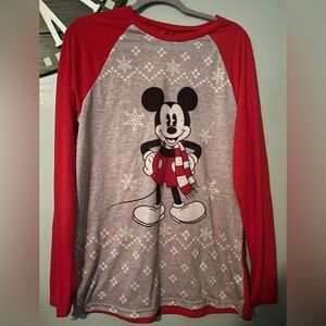 3/20🌟Disney Mickey Mouse long sleeve t shirt pajama top size small